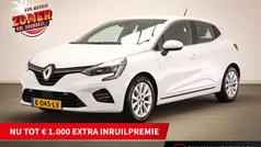 Wit Gebruikt 2021 Renault Clio V Intens Hatchback | € 16.695 (Eerlijke prijs)