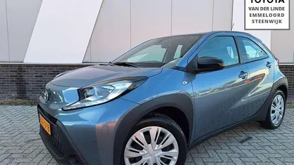 Occasion 2025 Toyota Aygo X Play SUV | € 20.400 (Eerlijke prijs)