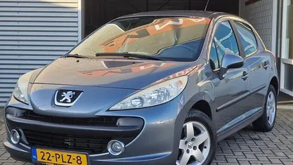 Occasion Peugeot 207 95 PK (69 kW) 2009 Hatchback