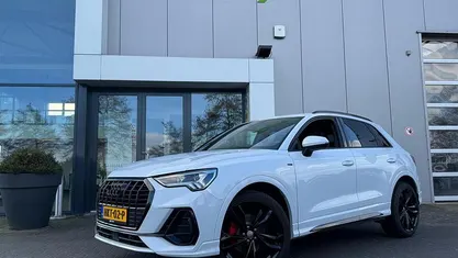 Occasion 2019 Audi Q3 S-Line SUV | € 31.499 (Eerlijke prijs)