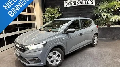 Occasion 2025 Dacia Sandero Essentiel Hatchback | € 16.450 (Super prijs)