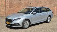 Gebruikt 2022 Skoda Octavia Business Line Stationwagen | € 20.950 (Eerlijke prijs)