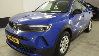 Blauw (metallic) Gebruikt 2022 Opel Mokka Edition SUV | € 16.899 (Goede deal)