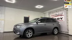 Grijs Gebruikt 2013 Mitsubishi Outlander Instyle SUV | € 14.425 (Eerlijke prijs)