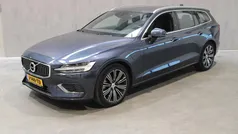 Blauw Gebruikt 2020 Volvo V60 Stationwagen | € 31.495 (Goede deal)