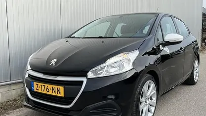 Gebruikt 2019 Peugeot 208 Hatchback | € 9.950 (Goede deal)