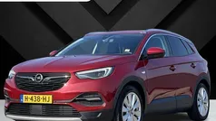 Rood Gebruikt 2020 Opel Grandland X Innovation SUV | € 23.395 (Eerlijke prijs)