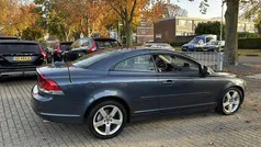 Blauw (metallic) Gebruikt 2009 Volvo C70 Summum Cabriolet | € 14.500 (Eerlijke prijs)