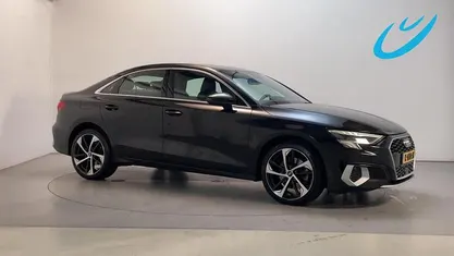 Zwart Occasion 2021 Audi A3 Business Sedan | € 19.900 (Eerlijke prijs)