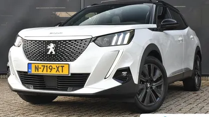 Gebruikt 2022 Peugeot e-2008 GT SUV | € 20.895 (Eerlijke prijs)