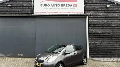 Grijs Occasion 2008 Toyota Yaris Sol Hatchback | € 3.850 (Eerlijke prijs)