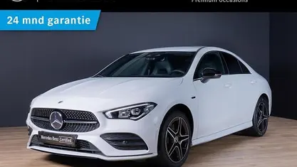 Wit Gebruikt 2021 Mercedes E250 Business Coupé | € 32.950 (Eerlijke prijs)