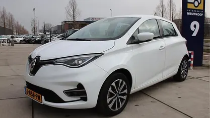 Wit Occasion 2020 Renault Zoe Zen Hatchback | € 12.949 (Eerlijke prijs)