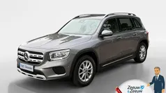 Mountain gray metallic finish (787u) (grijs metallic) Gebruikt 2020 Mercedes GLB200 Premium SUV | € 31.945 (Super prijs)
