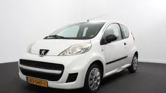Wit Gebruikt 2011 Peugeot 107 Hatchback | € 1.690 (Eerlijke prijs)