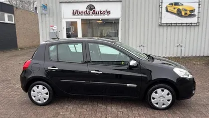 Occasion 2014 Renault Clio R.S. Collection Hatchback | € 3.250 (Goede deal)