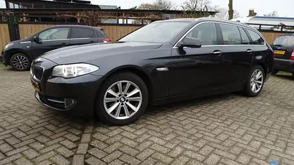 Grijs Gebruikt 2012 BMW 520 Executive Stationwagen | € 5.950 (Eerlijke prijs)