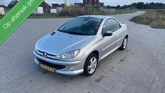 Grijs Gebruikt 2004 Peugeot 206 CC Cabriolet | € 1.895 (Eerlijke prijs)