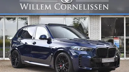 Blauw Occasion 2024 BMW X5 Comfort Edition SUV | € 94.950 (Eerlijke prijs)
