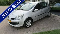 Gebruikt 2006 Renault Clio II Hatchback | € 1.260 (Goede deal)