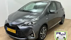 Gebruikt 2017 Toyota Yaris Hybrid Premium Hatchback | € 14.395 (Eerlijke prijs)