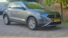 Grijs Gebruikt 2022 VW T-Roc Business SUV | € 25.850 (Goede deal)