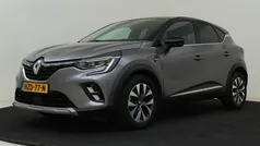 Grijs Gebruikt 2021 Renault Captur Intens SUV | € 20.925 (Eerlijke prijs)
