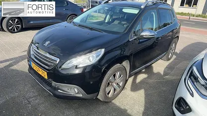Zwart Occasion 2014 Peugeot 2008 Allure SUV | € 6.395 (Goede deal)
