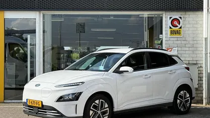 Gebruikt 2023 Hyundai Kona SUV | € 25.745 (Eerlijke prijs)