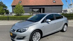 Gebruikt 2013 Opel Astra Design Edition Sedan | € 4.700 (Goede deal)