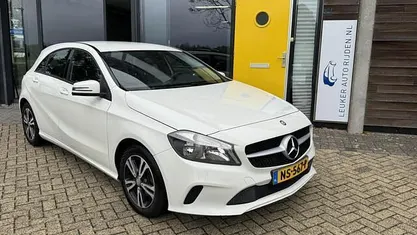 Wit Occasion 2017 Mercedes A160 Ambition Hatchback | € 12.590 (Eerlijke prijs)