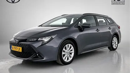 Gebruikt 2024 Toyota Corolla Active Stationwagen | € 27.945 (Eerlijke prijs)
