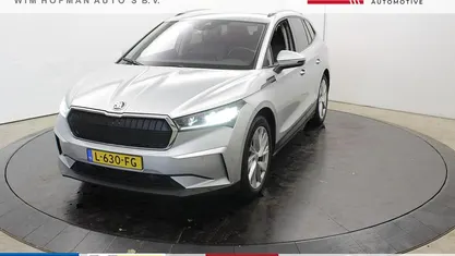 Grijs Gebruikt 2021 Skoda Enyaq iV Sport SUV | € 20.894 (Eerlijke prijs)