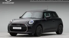Gebruikt 2025 Mini Cooper S Favoured Hatchback | € 44.400 (Eerlijke prijs)