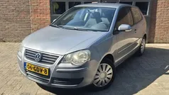 Grijs Gebruikt 2008 VW Polo Comfortline Hatchback | € 2.850 (Eerlijke prijs)