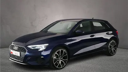 Occasion Audi A3 Sportback e-tron Business 204 PK (150 kW) 2021 Blauw Hatchback