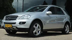 Grijs Gebruikt 2006 Mercedes ML350 SUV | € 11.750 (Eerlijke prijs)