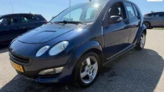 Gebruikt 2004 Smart ForFour Hatchback | € 1.175 (Eerlijke prijs)