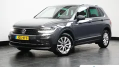 Grijs Gebruikt 2023 VW Tiguan Business SUV | € 35.695 (Super prijs)