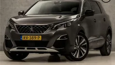 Grijs Gebruikt 2018 Peugeot 5008 GT-line MPV | € 19.945 (Eerlijke prijs)
