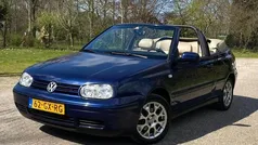 Blauw Gebruikt 2001 VW Golf Cabriolet Highline Cabriolet | € 2.295 (Eerlijke prijs)