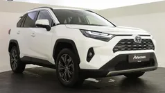 Wit Gebruikt 2024 Toyota RAV4 Executive SUV | € 47.899 (Eerlijke prijs)