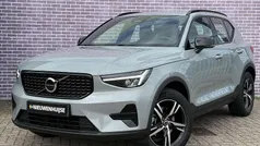 Grijs Gebruikt 2025 Volvo XC40 Plus SUV | € 48.899 (Eerlijke prijs)