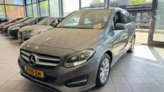 Grijs Gebruikt 2015 Mercedes B180 Prestige MPV | € 9.950 (Eerlijke prijs)