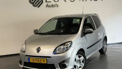 Grijs Occasion 2011 Renault Twingo Collection Hatchback | € 1.695 (Eerlijke prijs)
