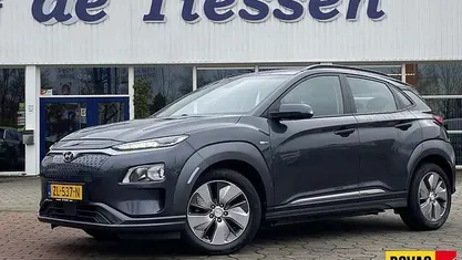 Grijs (metallic) Gebruikt 2019 Hyundai Kona Comfort SUV | € 17.450 (Eerlijke prijs)