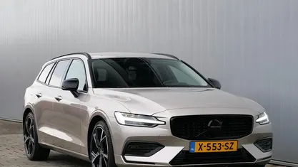 Occasion Volvo V60 2024 Grijs Stationwagen