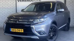 Grijs Gebruikt 2018 Mitsubishi Outlander Edition SUV | € 20.950 (Eerlijke prijs)