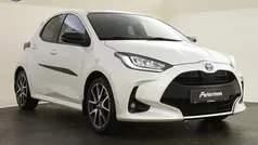 Gebruikt 2022 Toyota Yaris Hybrid Executive Hatchback | € 20.899 (Eerlijke prijs)