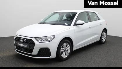 Wit Occasion 2026 Audi A1 Sportback Attraction Hatchback | € 19.900 (Eerlijke prijs)